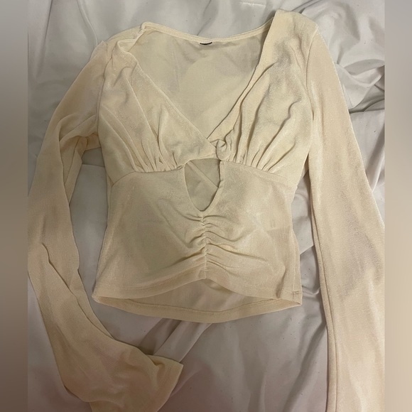 Top - Picture 2 of 2